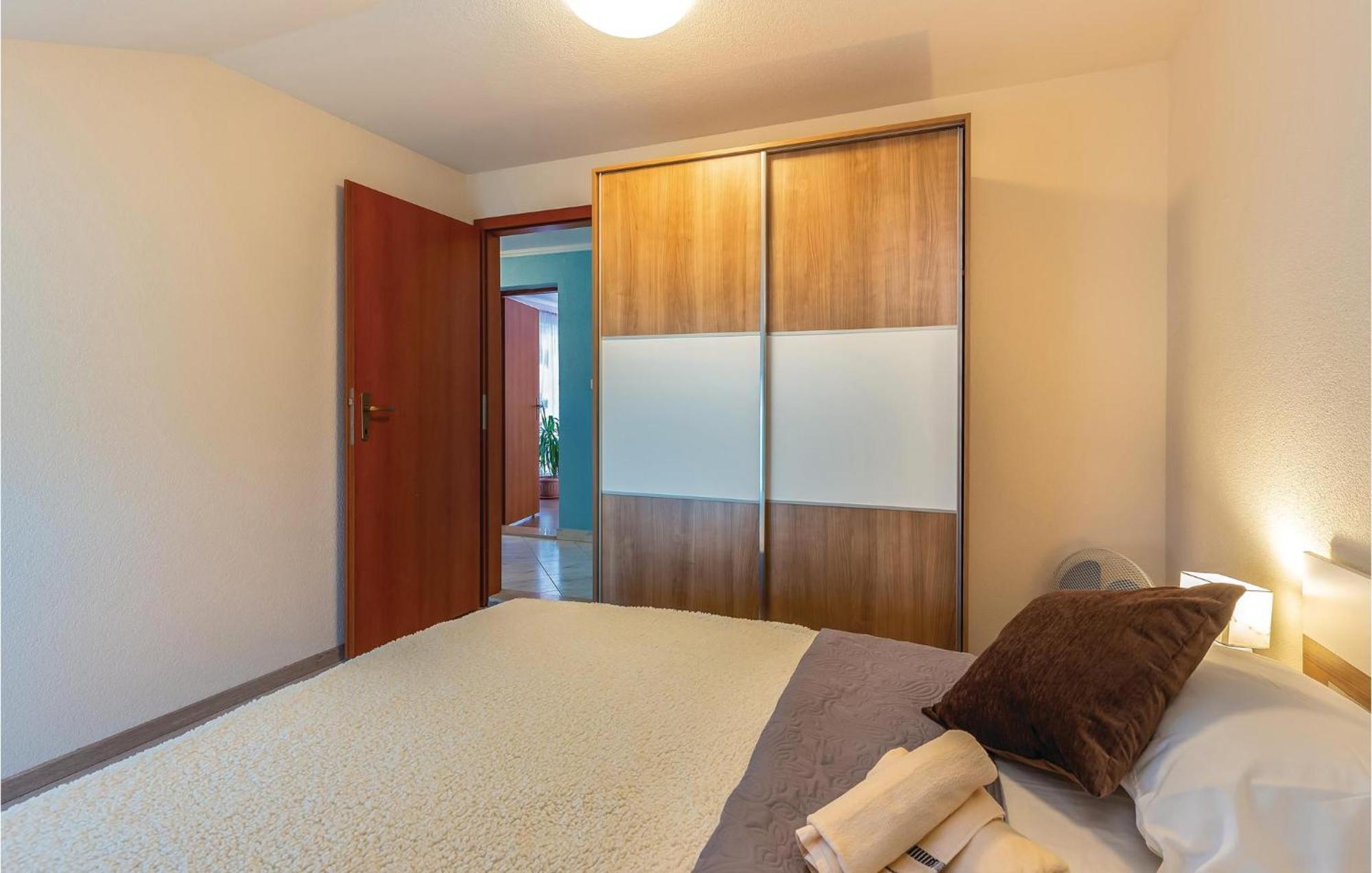 Stunning Apartment In Bribir With Kitchen Екстер'єр фото