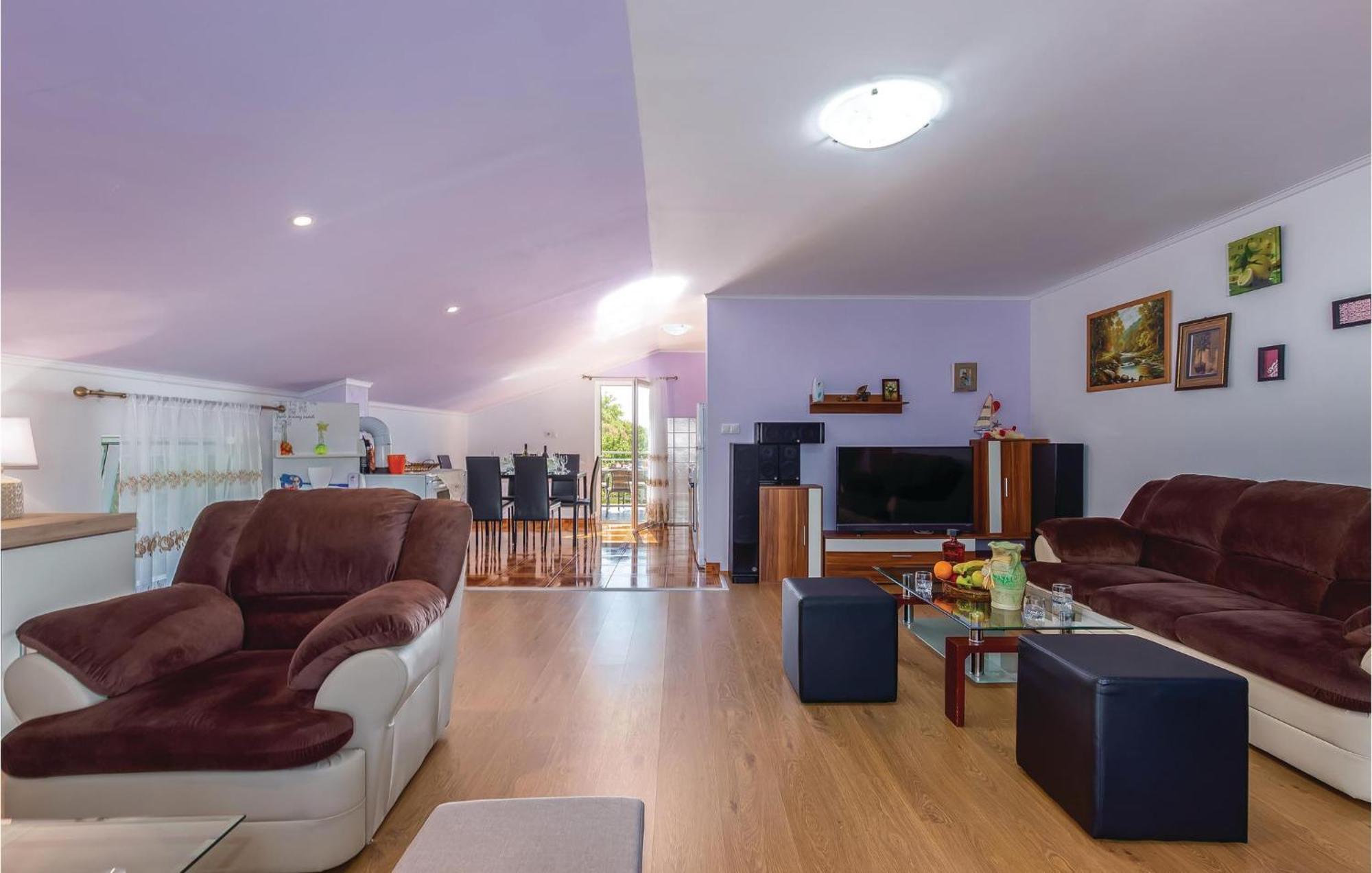 Stunning Apartment In Bribir With Kitchen Екстер'єр фото